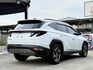 22年 Tucson L B款 原廠保養紀錄 全景天窗 電動尾門 電動座椅 Carplay 車道置中 ACC 盲點偵測  第4張縮圖