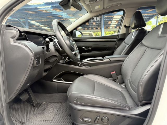 22年 Tucson L B款 原廠保養紀錄 全景天窗 電動尾門 電動座椅 Carplay 車道置中 ACC 盲點偵測  第7張相片