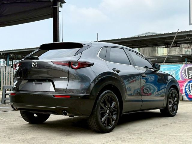 23年 CX-30 僅跑2萬 原廠保養紀錄 ACC跟車系統 LED頭燈 車道維持輔助 盲點偵測 CARPLAY 分區溫控  第4張相片