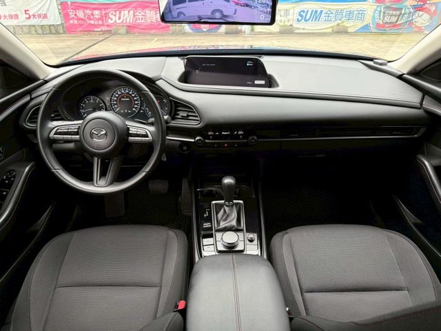 23年 CX-30 僅跑2萬 原廠保養紀錄 ACC跟車系統 LED頭燈 車道維持輔助 盲點偵測 CARPLAY 分區溫控  第9張相片