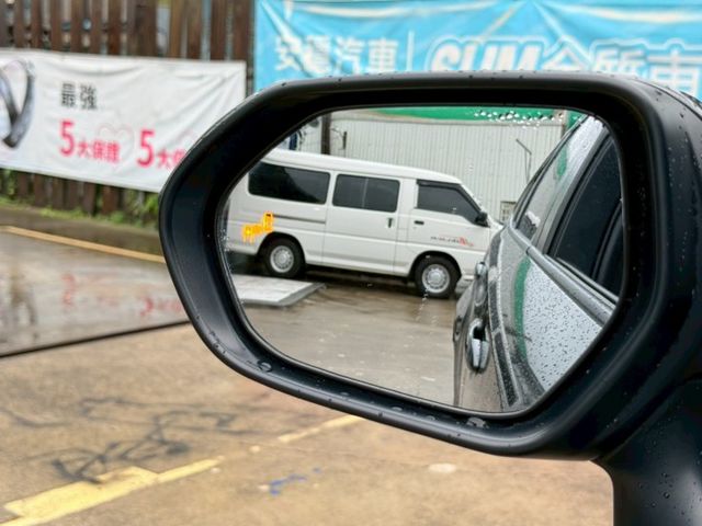 22年 ALTIS 豪華+ 僅跑4萬多 免鑰匙摸門啟動 全速域跟車 盲點偵測 中控螢幕 車道維持輔助系統  第9張相片