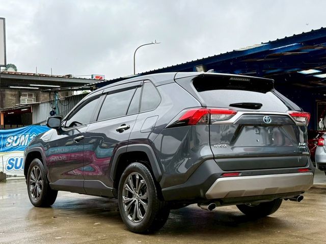 22年 RAV4 油電旗艦版 電動尾門 記憶電動椅 盲點偵測 ACC跟車系統 環景系統 分區溫控 LED頭燈  第3張相片