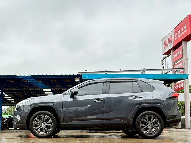 22年 RAV4 油電旗艦版 電動尾門 記憶電動椅 盲點偵測 ACC跟車系統 環景系統 分區溫控 LED頭燈  第5張相片