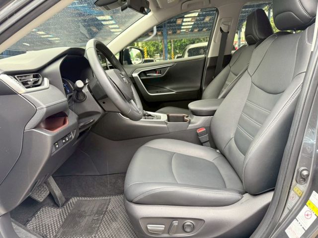 22年 RAV4 油電旗艦版 電動尾門 記憶電動椅 盲點偵測 ACC跟車系統 環景系統 分區溫控 LED頭燈  第6張相片