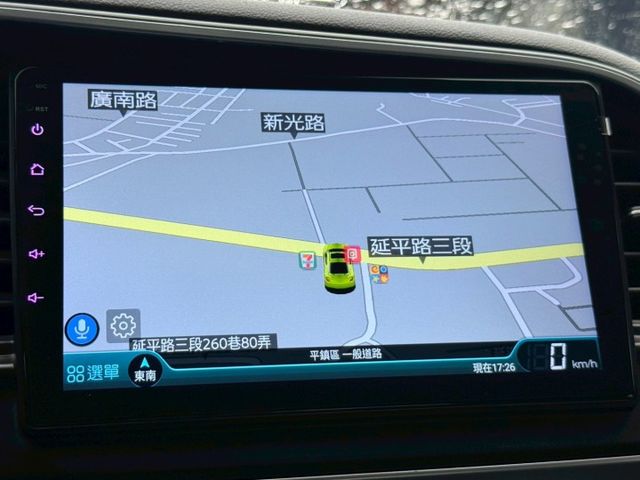 20年 Elantra 豪華型 原廠保養紀錄 定速巡航 後座出風口 大螢幕安卓影音 方向盤快控鍵 自動感應頭燈  第14張相片