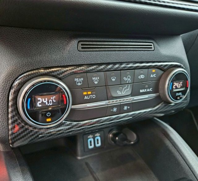 21年 KUGA 180匹大馬力休旅 Level 2輔助駕駛 CARPLAY 5種動態行車模式 電動座椅 分區溫控 盲點  第12張相片