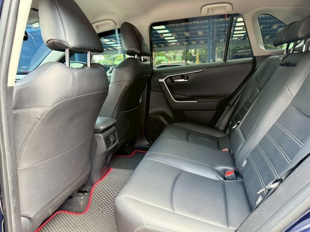 20年 RAV4 2.0旗艦版 僅跑6萬公里 環景系統 電動尾門 駐車雷達 TSS輔助駕駛 雙前座電熱椅 分區溫控  第7張相片