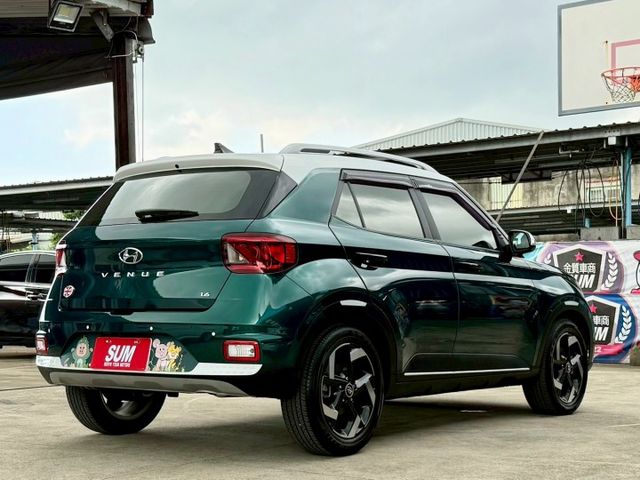 限量200台 英倫版 牛津綠 原廠保養紀錄 環景系統 盲點偵測 CARPLAY 英倫風格紋皮布椅 恆溫空調  第4張相片
