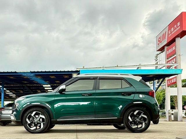 限量200台 英倫版 牛津綠 原廠保養紀錄 環景系統 盲點偵測 CARPLAY 英倫風格紋皮布椅 恆溫空調  第5張相片