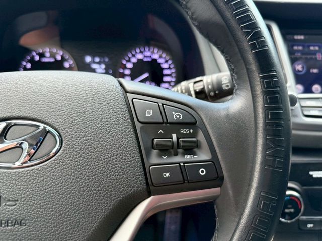 18年 Tucson 1.6t 盲點偵測 電動座椅 分區溫控 定速巡航 導航系統 免鑰匙摸門解鎖 影音配備 LED日行燈  第11張相片