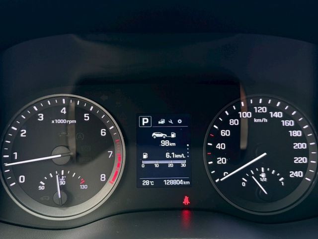 18年 Tucson 1.6t 盲點偵測 電動座椅 分區溫控 定速巡航 導航系統 免鑰匙摸門解鎖 影音配備 LED日行燈  第18張相片