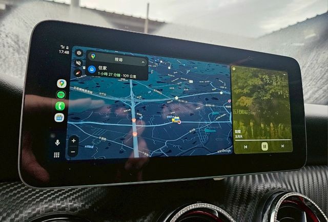 全景天窗 AMG空力套件 雙跑車座椅/電動調整/記憶/紅色安全帶 無線CARPLAY 滿天星水箱護罩  第15張相片
