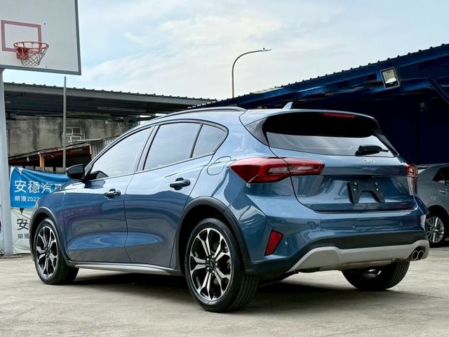 24年式 Active Vignale 13.2吋懸浮式全彩LCD觸控螢幕 HUD 全方位智駕科技輔助 B&O重低音  第4張相片