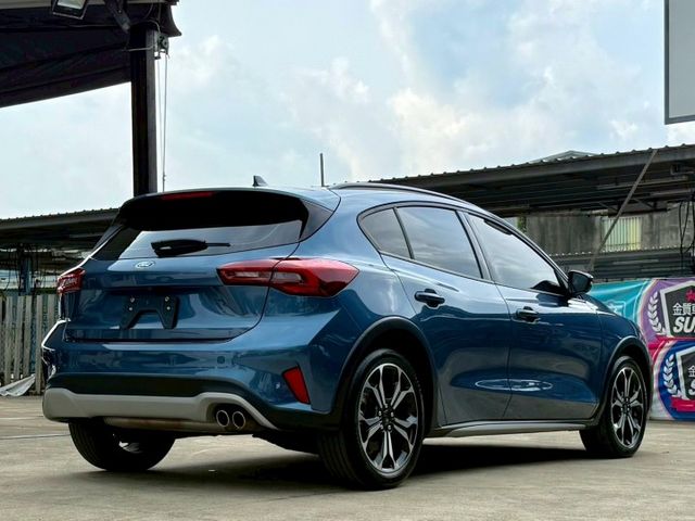 24年式 Active Vignale 13.2吋懸浮式全彩LCD觸控螢幕 HUD 全方位智駕科技輔助 B&O重低音  第5張相片