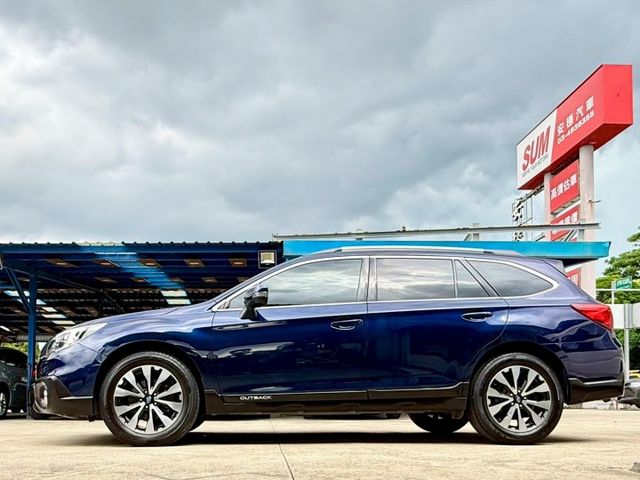 16年 Outback i-s 四輪傳動 電動天窗 LED頭燈 電動尾門 盲點偵測 免鑰匙摸門解鎖 分區溫控 電動座椅  第5張相片