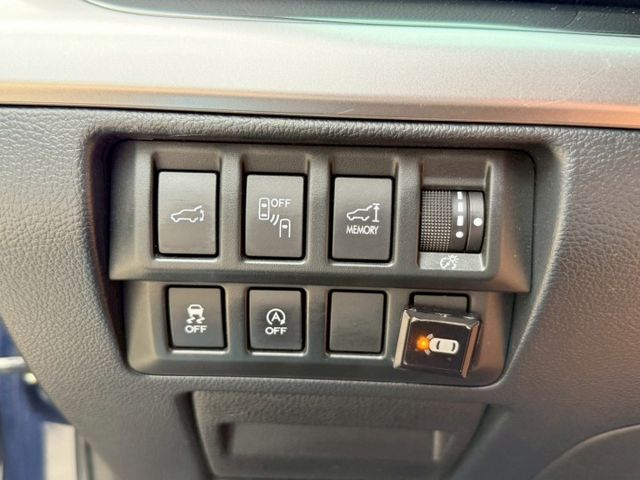 16年 Outback i-s 四輪傳動 電動天窗 LED頭燈 電動尾門 盲點偵測 免鑰匙摸門解鎖 分區溫控 電動座椅  第12張相片