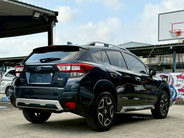 17年 XV i-S版 四輪傳動 分區溫控 環景系統 電動座椅 盲點偵測 影音配備 電動天窗 定速巡航 怠速自動熄火  第5張相片