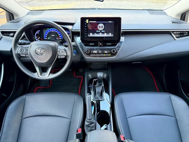 21年 ALTIS 油電版 原廠保養紀錄 盲點偵測 倒車顯影 免鑰匙摸門啟動 恆溫空調 影音配備 ACC跟車  第8張相片