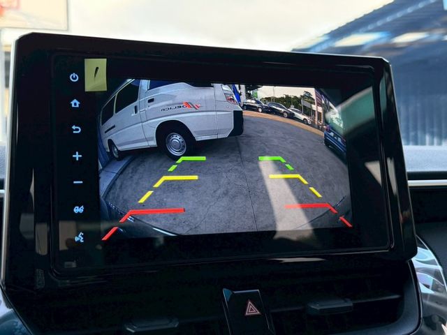 21年 ALTIS 油電版 原廠保養紀錄 盲點偵測 倒車顯影 免鑰匙摸門啟動 恆溫空調 影音配備 ACC跟車  第10張相片