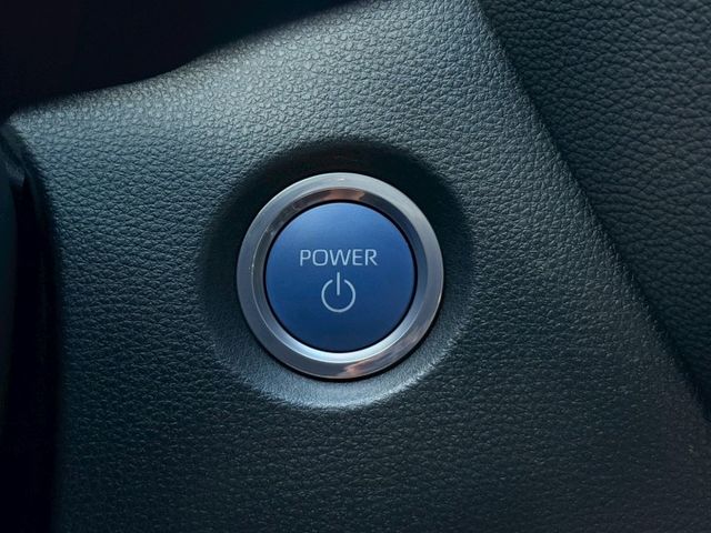 21年 ALTIS 油電版 原廠保養紀錄 盲點偵測 倒車顯影 免鑰匙摸門啟動 恆溫空調 影音配備 ACC跟車  第12張相片