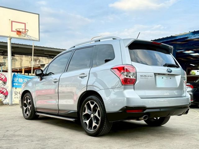 13年 Forester XT Premium 四輪傳動 H/K音響 免鑰匙摸門啟動 電動尾門 電動天窗 定速 換檔撥片  第4張相片
