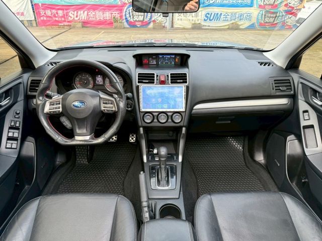 13年 Forester XT Premium 四輪傳動 H/K音響 免鑰匙摸門啟動 電動尾門 電動天窗 定速 換檔撥片  第8張相片