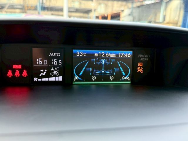 13年 Forester XT Premium 四輪傳動 H/K音響 免鑰匙摸門啟動 電動尾門 電動天窗 定速 換檔撥片  第14張相片