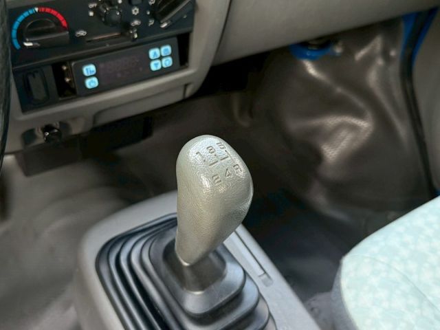 18年 菱利 小貨車  電動窗 晶片鑰匙鎖 內裝乾淨無破損 外觀漆面完整 入檔順 無漏油 無待修  第12張相片