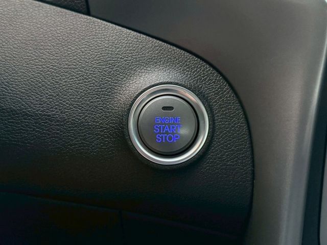 ELANTRA EX 旗艦英倫特仕版 原廠保養紀錄 菱格紋座椅 LED日行燈 定速 天窗 影音配備 後座出風口 分區溫控  第12張相片