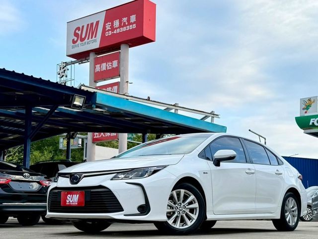 新車原廠保固中 平均油耗 25.3km/ltr CARPLAY ACC跟車 盲點偵測 免鑰匙摸門解鎖 後座出風口 恆溫  第1張相片