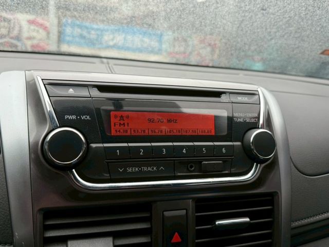 豪華+ 第三方認證 全車原鈑件 免鑰匙啟動車門鎖 恆溫空調 電動折疊後視鏡 方向盤快控鍵 皮革座椅  第11張相片