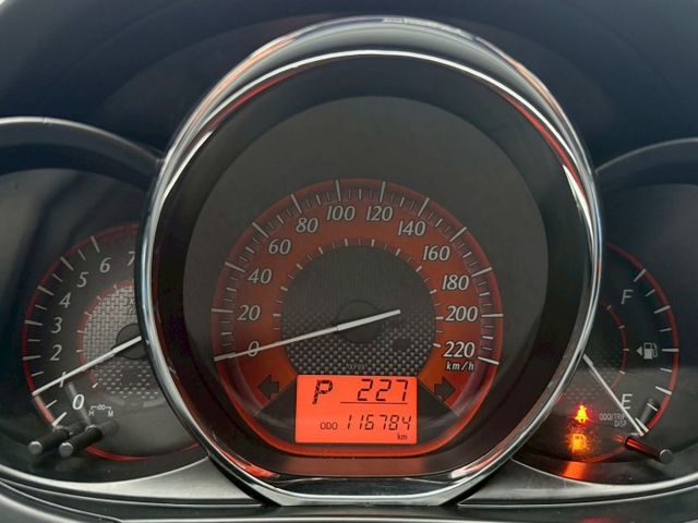 豪華+ 第三方認證 全車原鈑件 免鑰匙啟動車門鎖 恆溫空調 電動折疊後視鏡 方向盤快控鍵 皮革座椅  第14張相片