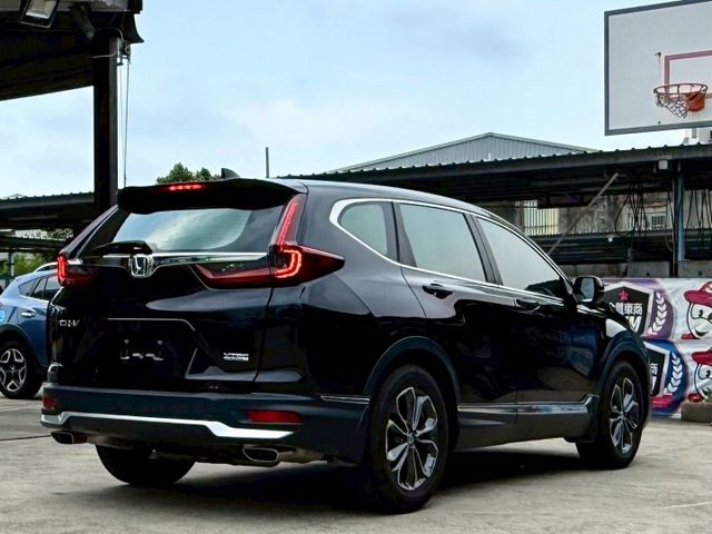 5.5代 VTi-S 電動尾門 換檔撥片 LED頭燈 CarPlay 無線充電座 恆溫空調 導航系統 車道變換輔助影像  第3張相片