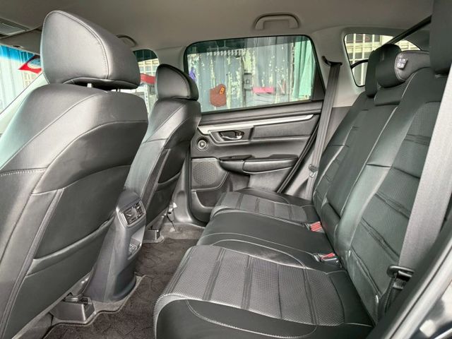 5.5代 VTi-S 電動尾門 換檔撥片 LED頭燈 CarPlay 無線充電座 恆溫空調 導航系統 車道變換輔助影像  第7張相片