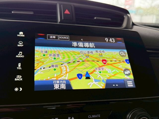 5.5代 VTi-S 電動尾門 換檔撥片 LED頭燈 CarPlay 無線充電座 恆溫空調 導航系統 車道變換輔助影像  第14張相片