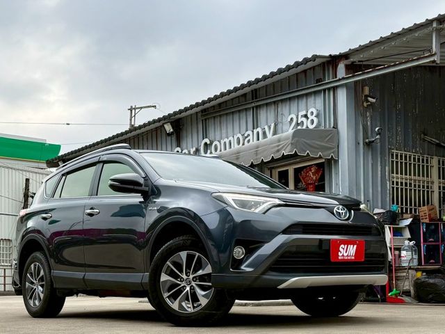 油電版 原廠保養紀錄 電動尾門 大螢幕安卓機影音 電動座椅 電動天窗 定速巡航 分區溫控 胎壓監控 抬頭顯示器  第2張相片