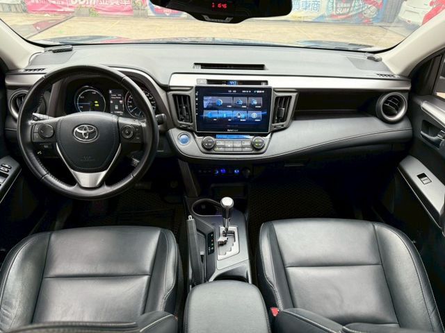 油電版 原廠保養紀錄 電動尾門 大螢幕安卓機影音 電動座椅 電動天窗 定速巡航 分區溫控 胎壓監控 抬頭顯示器  第9張相片