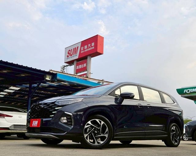 GLT-B款 七人座 第二排VIP皇家座椅 雙電動滑門 全景天窗 電動尾門 ACC跟車 盲點偵測 環景  CarPlay  第1張相片