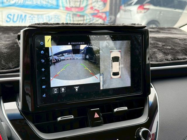 油電旗艦版 原廠保養紀錄 環景系統 盲點偵測 電動座椅 HUD抬頭顯示器 LED頭燈 ACC跟車 中控螢幕 後座出風口  第16張相片