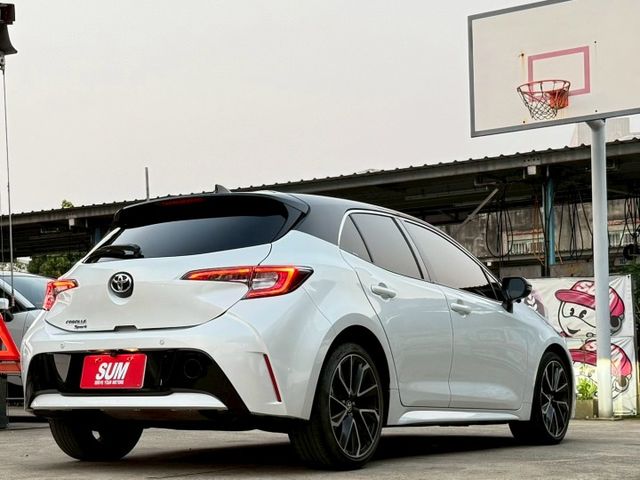 旗艦版 盲點偵測 換檔撥片 電動座椅 ACC跟車 HUD抬顯 分區溫控 雙前座電熱椅 升級環景系統 無線CarPlay  第5張相片