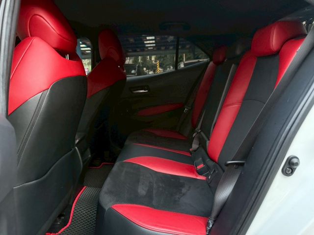 旗艦版 盲點偵測 換檔撥片 電動座椅 ACC跟車 HUD抬顯 分區溫控 雙前座電熱椅 升級環景系統 無線CarPlay  第7張相片