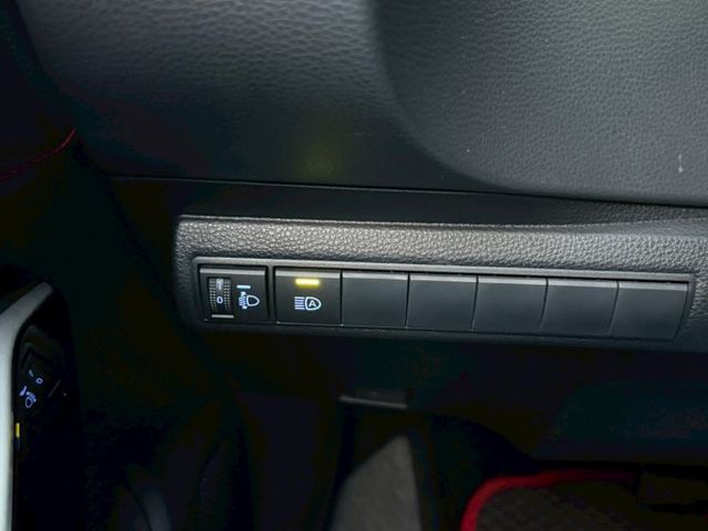 旗艦版 盲點偵測 換檔撥片 電動座椅 ACC跟車 HUD抬顯 分區溫控 雙前座電熱椅 升級環景系統 無線CarPlay  第13張相片