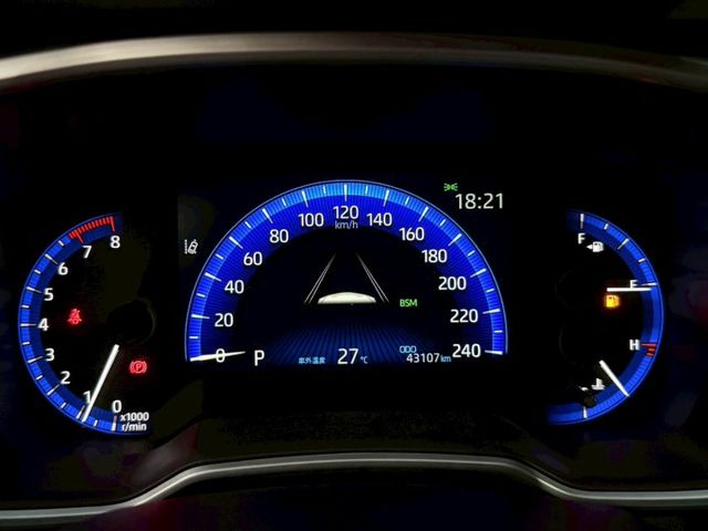 旗艦版 盲點偵測 換檔撥片 電動座椅 ACC跟車 HUD抬顯 分區溫控 雙前座電熱椅 升級環景系統 無線CarPlay  第19張相片