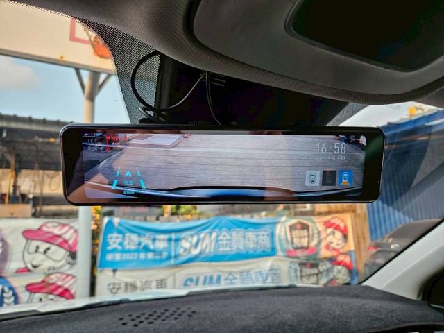 B版 全景天窗 貫穿尾燈 LED大燈日行燈 電動尾門 CARPLAY 跟車 盲點 車道置中 KEYLESS 電子後照鏡  第19張相片