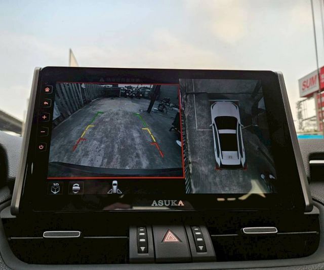 旗艦款  360環景 電子後視鏡 車頂架 雙前座電動座椅 電動尾門 TTS2.0 LED大燈 日行燈 KEYLESS  第17張相片