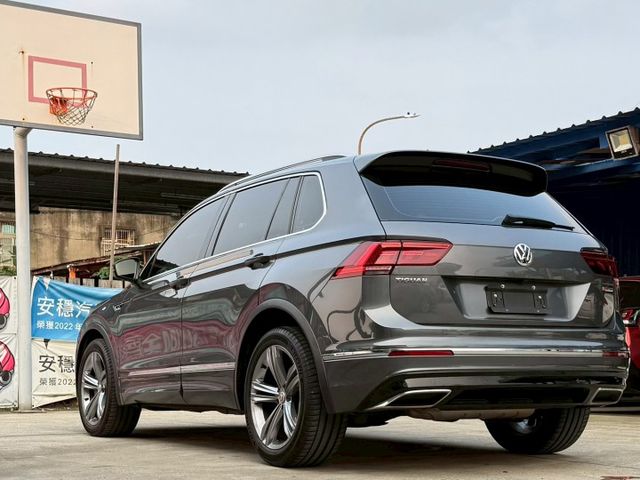 20年式 380TSI R-Line 原廠保養紀錄 智慧四驅 HUD 電動尾門 ACC 盲點 環景 三區溫控 車道置中  第5張相片