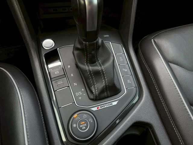 20年式 380TSI R-Line 原廠保養紀錄 智慧四驅 HUD 電動尾門 ACC 盲點 環景 三區溫控 車道置中  第11張相片