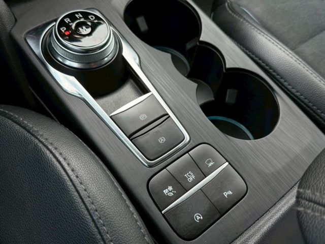 任性版 原廠保養紀錄 HUD抬顯 電動座椅 LEVEL2輔助駕駛 盲點偵測 CarPlay B&O音響 升級環景系統  第11張相片