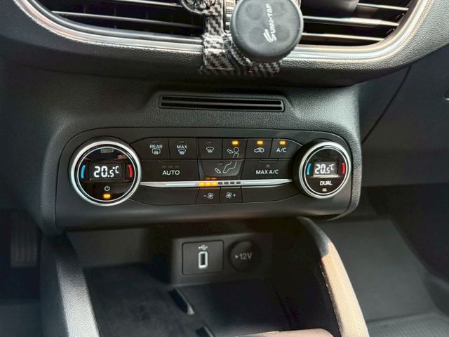 任性版 原廠保養紀錄 HUD抬顯 電動座椅 LEVEL2輔助駕駛 盲點偵測 CarPlay B&O音響 升級環景系統  第12張相片