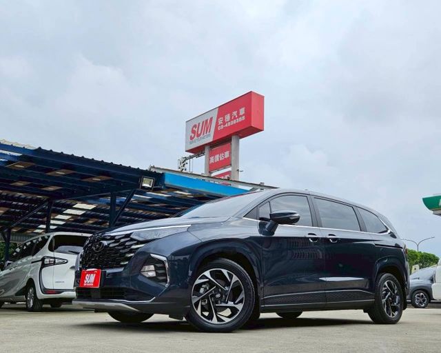 GLT-B款 原廠保養紀錄 七人座 第二排VIP皇家座椅 全景天窗 電動尾門 ACC跟車 盲點偵測 環景 CarPlay  第1張相片